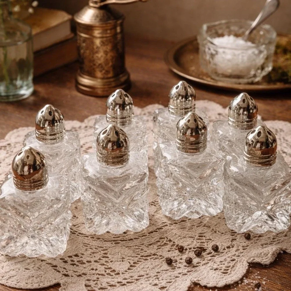 Vintage Cut Glass Individual Salt and‎ Pepper Shaker Set of 4 Made in Japan